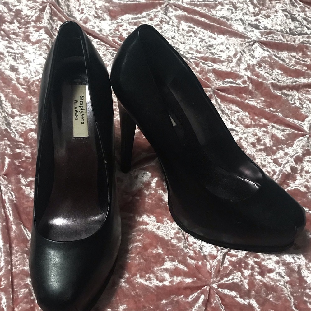 Vera wang 6” heels